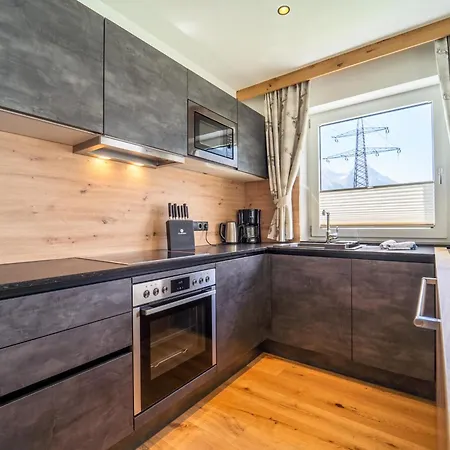- 2 Appartement Pettneu am Arlberg