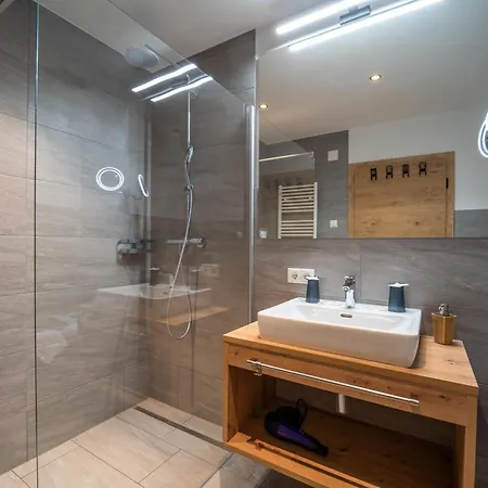 Appartement - 2 *