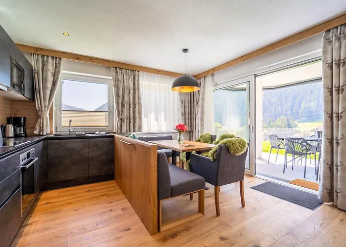 Pettneu Am Arlberg - 2 Apartman Sankt Anton am Arlberg