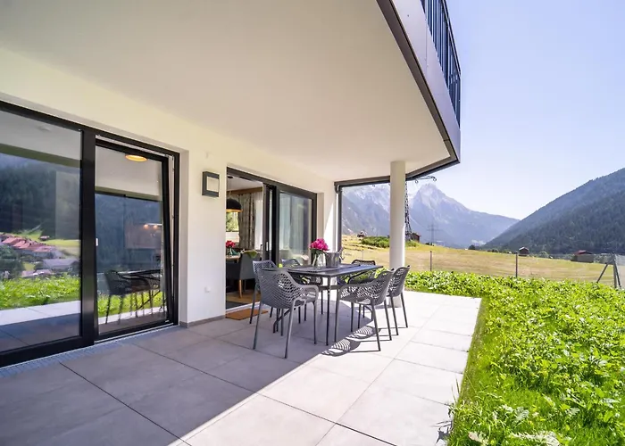 Pettneu Am Arlberg - 2 *